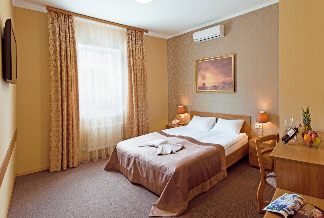 Wellotel Odessa Exterior photo